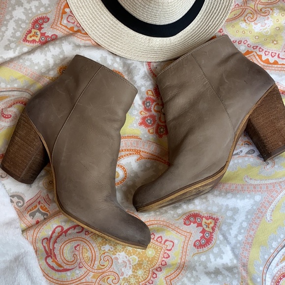 BP • Booties - Picture 3 of 10